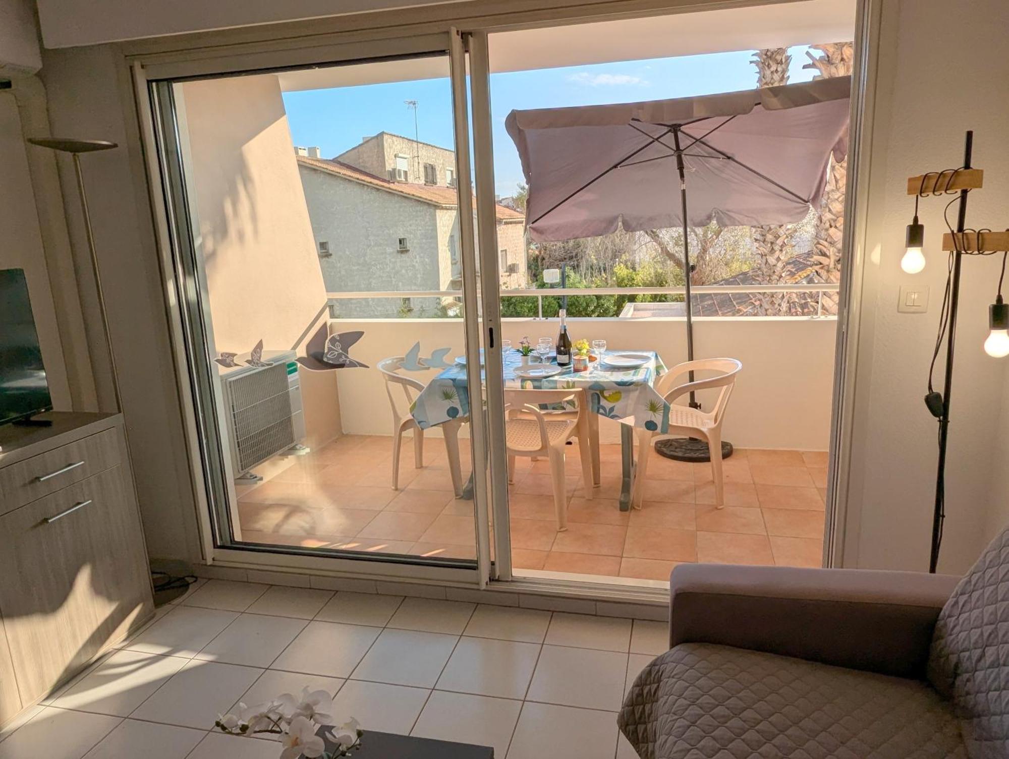 Sol-Y-Days Mayflower, Appartements Climatises Residence Avec Piscine Proche Centre Le Grau-du-Roi Eksteriør bilde
